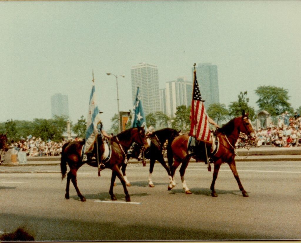 Chicago Parade 1983-11