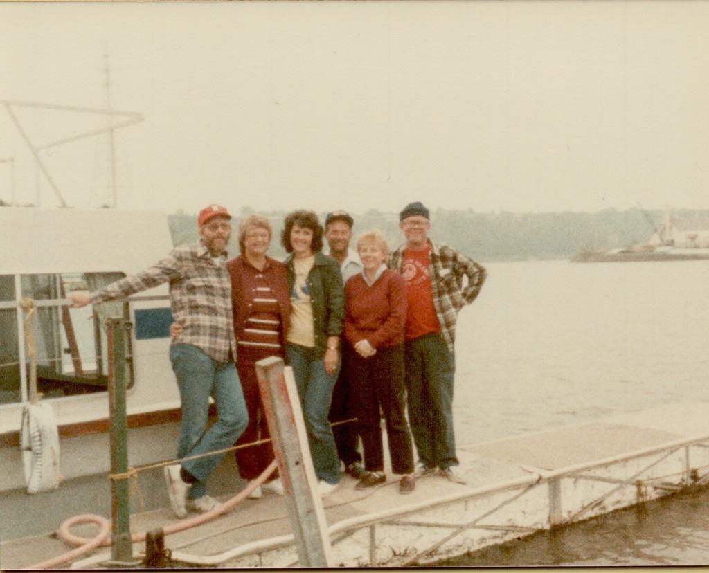 Houseboating 1983-10