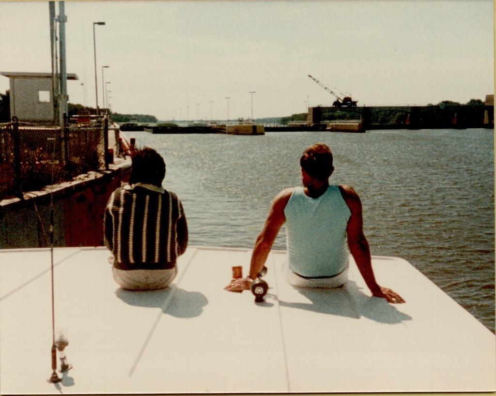 Houseboating 1984-14