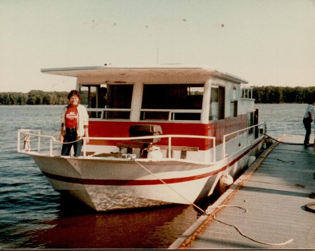 Houseboating 1984-21