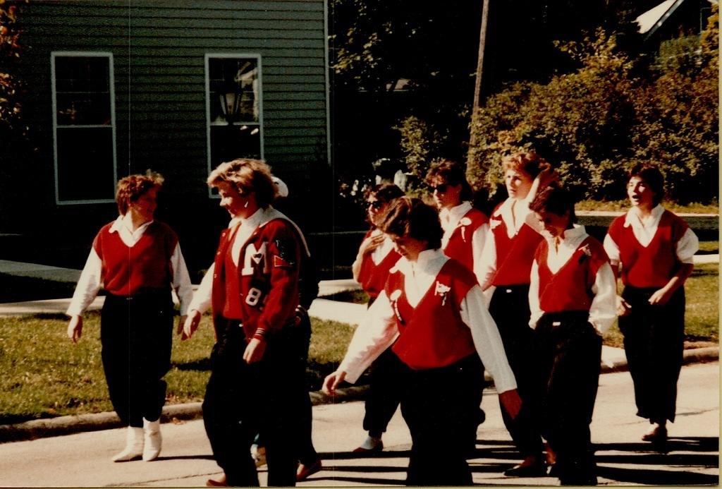 Maine South Homecoming Parade 1985-40