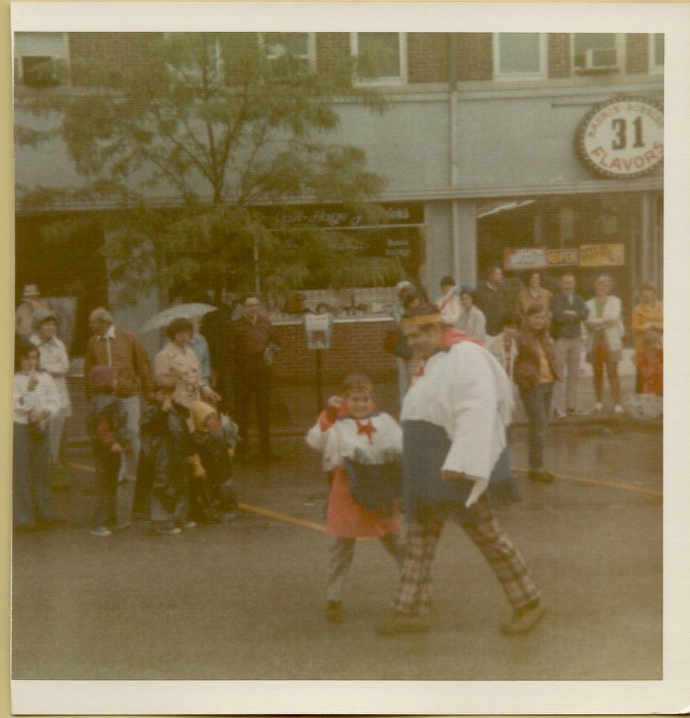 Memorial Day Parade 1975-9