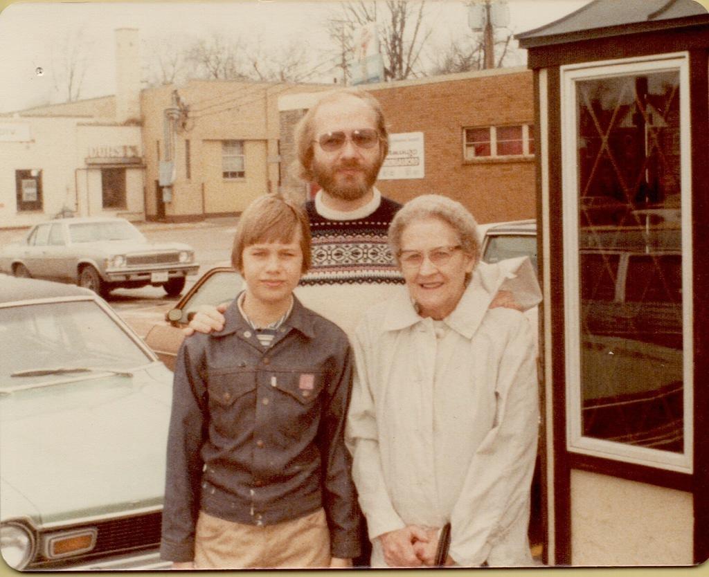 Susie Kelley w: Jeff & Bob Musa Easter 1979