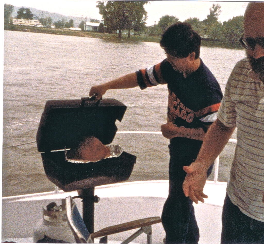 Houseboating 4th trip, Clinton IA 1975 Jim & Bob
