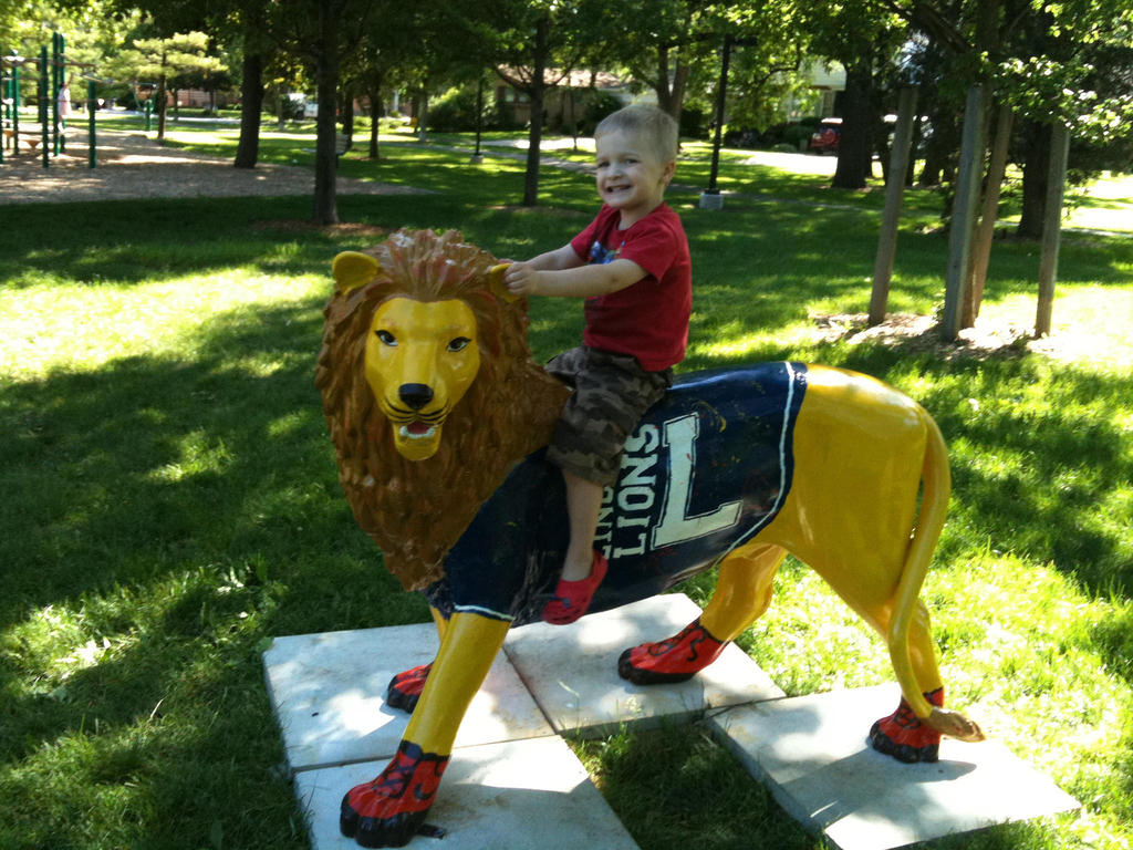 michael on a Rainbow Hospice lion @ Centennial Park, PR