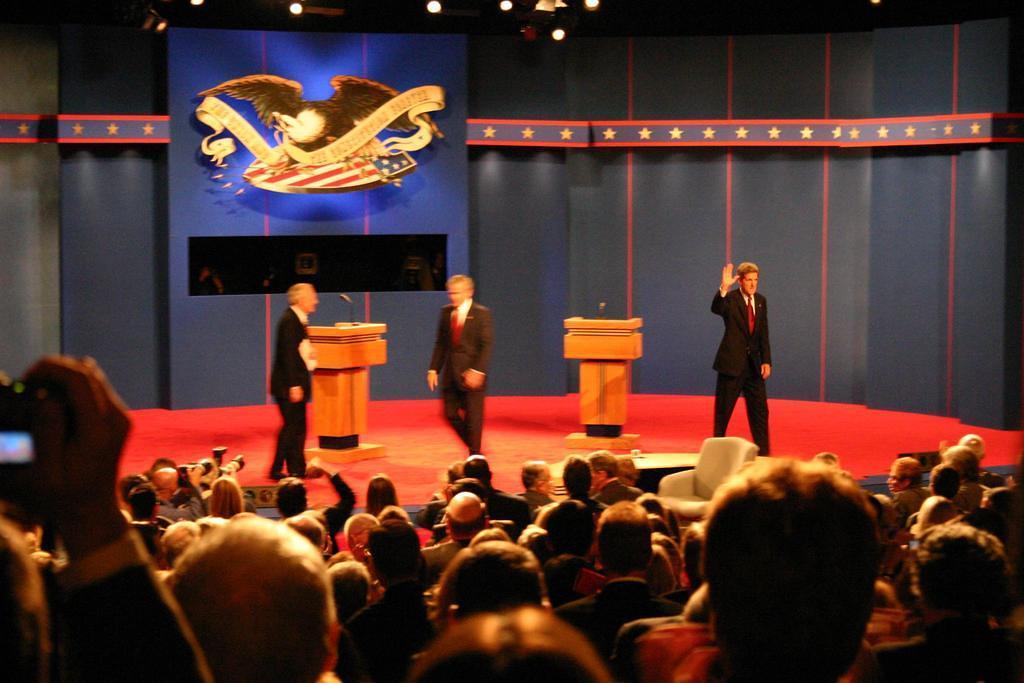 Debate end, Kerry waving