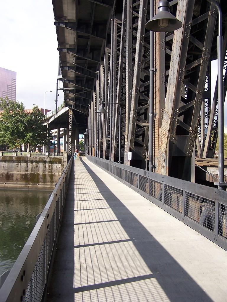 Steel Bridge: clear the deck.