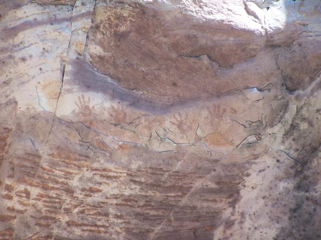 Indian hand prints at Lost Creek (pictographs?)