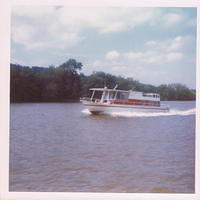 Houseboating 1st trip, Clinton IA 1972