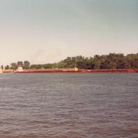 Houseboating 7th trip, Comanche IA 1978  a Towboat w/ barges